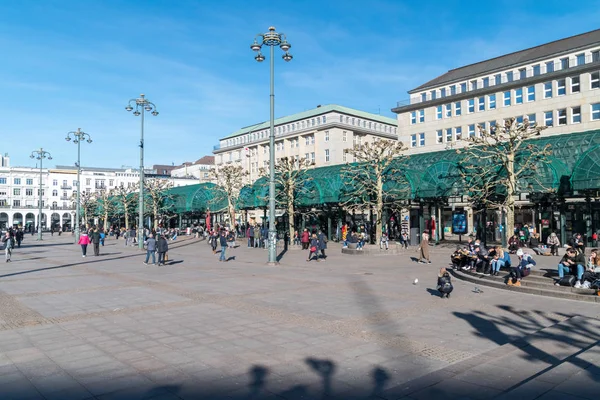 Rathausmarkt (que significa Mercado del Ayuntamiento) ). — Foto de Stock