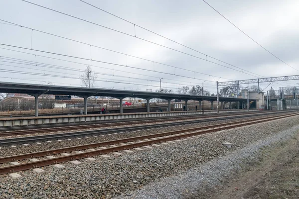 Estación de tren Sopot Wyscigi en día nublado . — Foto de Stock