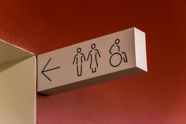 Panneau de toilette pour hommes, femmes et handicapés . — Photo