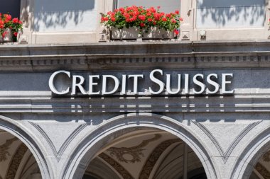 kredi suisse işareti.