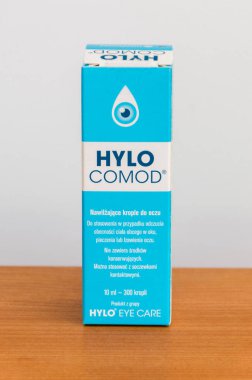Hylo Comod Göz damlası. Hylo göz bakımı.