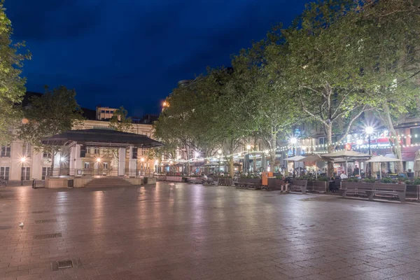 Praça Place d 'Armes em Luxemburgo Cidade à noite . — Fotografia de Stock