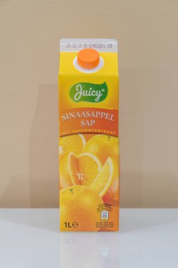 Sulu Portakal suyu Karton.