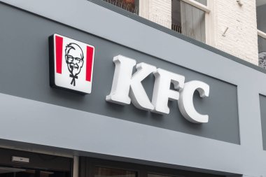 Kfc (Kentucky Fried Chicken) logosu ve tabela markası.