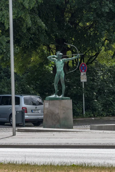 Archer Ernst Moritz Geyger na Trammplatz. — Zdjęcie stockowe