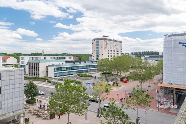 Panoramatický výhled s tržním náměstím v Wolfsburgu. — Stock fotografie