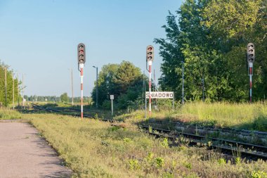 Polonya 'daki eski Sniadowo tren istasyonu.