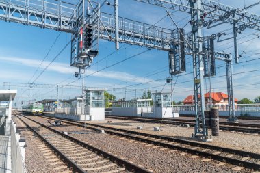 Deblin, Polonya - 7 Haziran 2020 Deblin tren istasyonu.