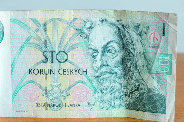 Charles IV 'ün portresi 200 CZK Çek Koruna banknotunda. IV. Charles, Kutsal Roma İmparatoru olan ilk Bohemya Kralı oldu..