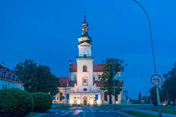 Zamosc Polonia Junio 2020 Catedral Resurrección Santo Tomás Apóstol Noche —  Fotos de Stock