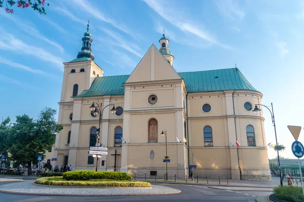 Rzeszow, Polonya - 13 Haziran 2020: Rzeszow 'daki Bernardine Rahipleri Kilisesi.
