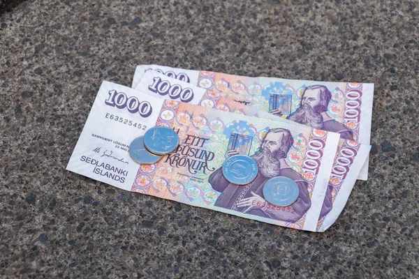 Münzen Und Banknoten Der Isländischen Krone — Stockfoto