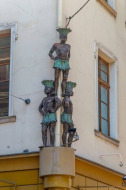 Wroclaw, Polonya - 21 Eylül 2025: Üç Zenci Kiralama Evi (Kamienica Pod Trzema Murzynami).