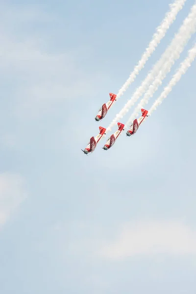 Чикаго Іллінойс Серпня 2017 Aeroshell Пілотажних Команда Спускається Формуванні Залишаючи — стокове фото