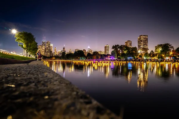 Chicago Julho 2019 Lanternas Brilhantes Flutuam Pela Lagoa Water Lantern — Fotografia de Stock