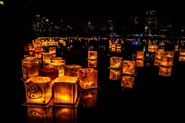 Chicago Julio 2019 Linternas Brillantes Flotan Través Laguna Water Lantern — Foto de Stock