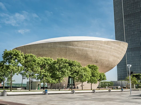 Albany New York Mayıs 2017 Empire State Plaza Bulunan Sıra — Stok fotoğraf