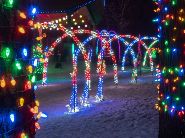 West Bend Wisconsin Dicembre 2017 Display Luminosi Intricati Colorati Illuminano — Foto Stock