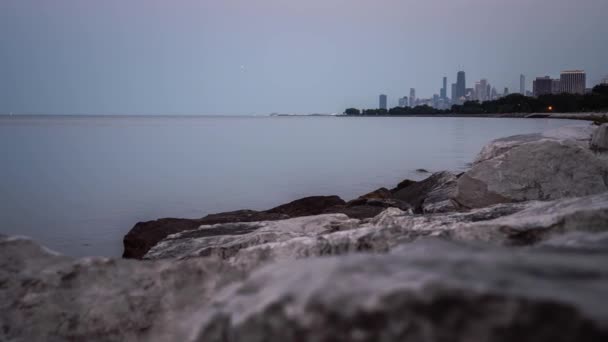 Panning Sunset Night Time Lapse Chicago Skyline City Skyscraper Buildings — Stock Video