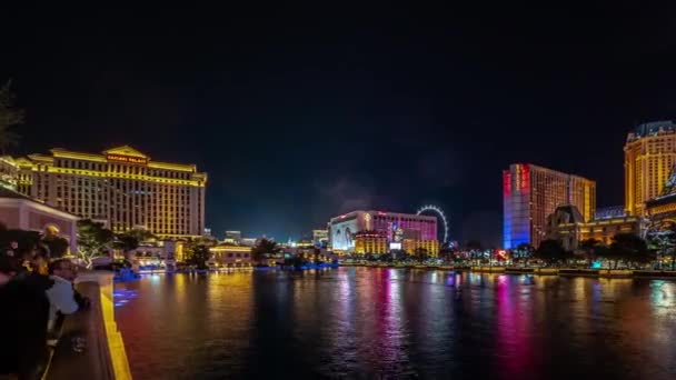 Las Vegas 2019 Január Bellagio Szökőkútjai Vízsugarakkal Zenére Koreografált Fényekkel — Stock videók