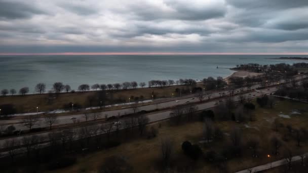 Chicago Maart 2019 Zware Pluizige Witte Blauwe Wolken Drijven Het — Stockvideo