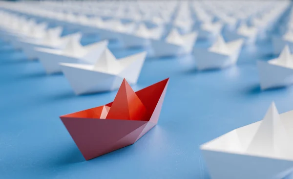 Conceito Liderança Com Navio Papel Vermelho Liderando Entre Barcos Papel — Fotografia de Stock