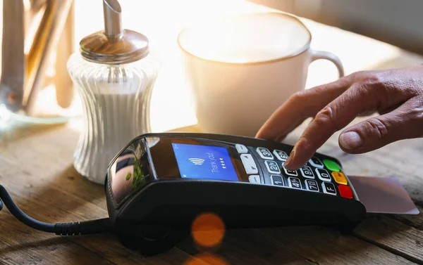 Woman Hand Enters Pin Code Payment Terminal Bar — Stockfoto