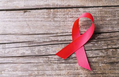 Dünya Yardım Günü ve Ulusal HIV / AIDS için Pembe kurdele farkındalığı ve Yaşlanma Bilinci Ayı konsepti kampanyası 