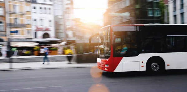 Autobús Tráfico Ciudad Desenfoque Movimiento — Foto de Stock