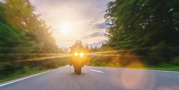 Moto Sur Route Forestière Équitation Conduite Sur Route Vide Lors — Photo