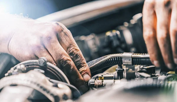 Hands Auto Mechanic Car — Stock Photo, Image