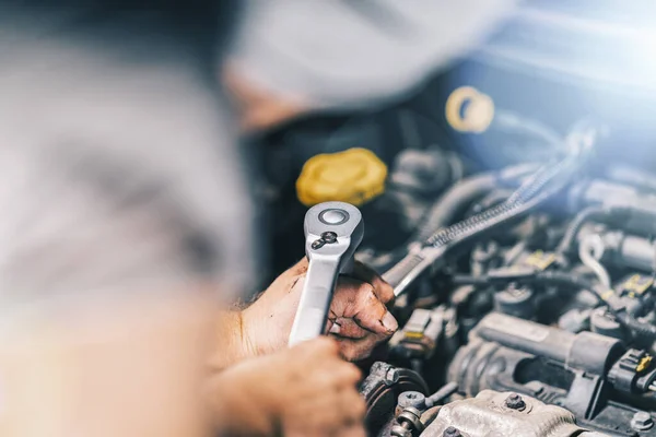 Diy Auto Mechanic Working Garage Wrench — Stock Photo, Image