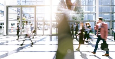 Bulanık kalabalık.