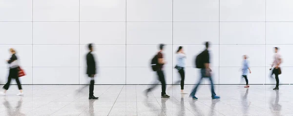 Menschenmenge Einem Einkaufszentrum — Stockfoto