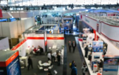 Kasıtlı olarak bulanık ticari gösteri kabini arka planı