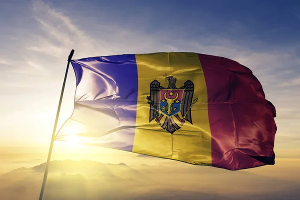Moldavië Nationale Vlag Doek Textielweefsel Zwaaien Aan Bovenkant — Stockfoto