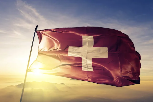 Zwitserland Nationale Vlag Doek Textielweefsel Zwaaien Aan Bovenkant — Stockfoto