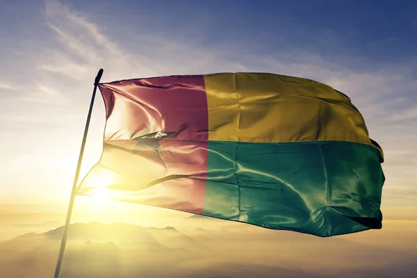 Guinea Bissau Bandera Nacional Tela Textil Ondeando Parte Superior — Foto de Stock