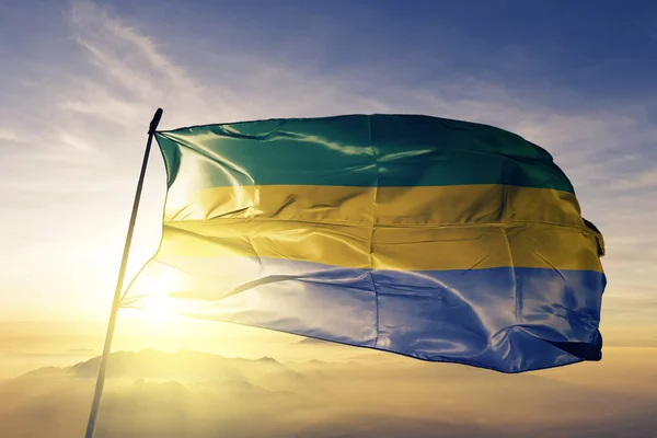 Gabon Zászlaja Szövet Szövet Integetett Tetején — Stock Fotó