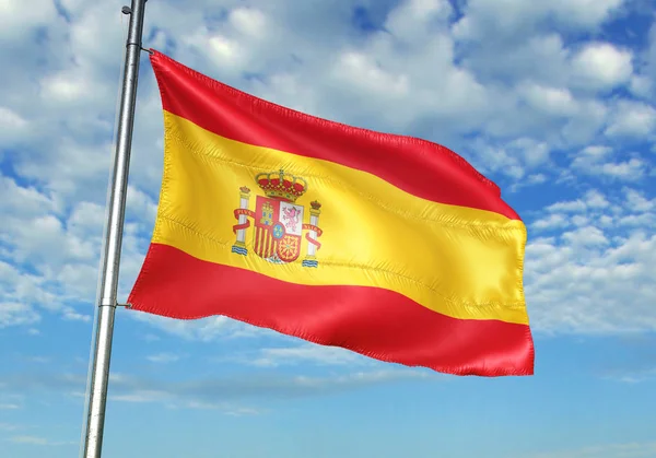 Bandera España Ondeando Sobre Asta Bandera Con Cielo Sobre Fondo — Foto de Stock