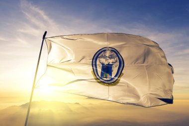 Nikaragua bayrağı Tekstil Kumaş kumaş üst gündoğumu sis sis üzerinde sallayarak Nueva Segovia bölümü