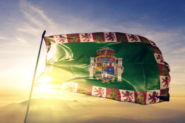 Cadiz İspanya il bayrak Tekstil Kumaş kumaş üst gündoğumu sis sis üzerinde sallayarak