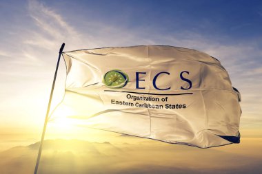Doğu Karayipler Birleşik Oecs bayrak Tekstil Kumaş kumaş üst gündoğumu sis sis üzerinde sallayarak organizasyonu