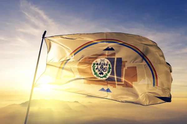 Tela Tela Bandera Navajo Ondeando Niebla Niebla Salida Del Sol —  Fotos de Stock