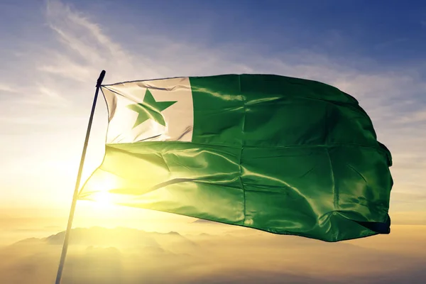 Tecido Pano Têxtil Bandeira Esperanto Acenando Nevoeiro Névoa Nascer Sol — Fotografia de Stock