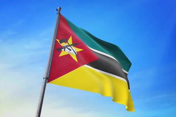 Mozambique Vlag Zwaaien Blauwe Lucht Wind — Stockfoto