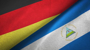 Almanya ve Nikaragua iki katlanmış bayrak birlikte