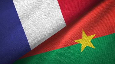 Fransa ve Burkina Faso bayrakları bir arada 