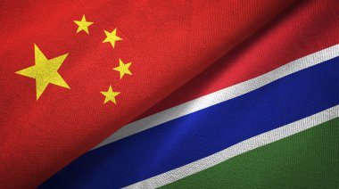 Çin ve Gambiya bayrakları bir arada