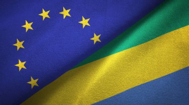 Avrupa Birliği ve iki katlanmış Gabon bayrakları birlikte